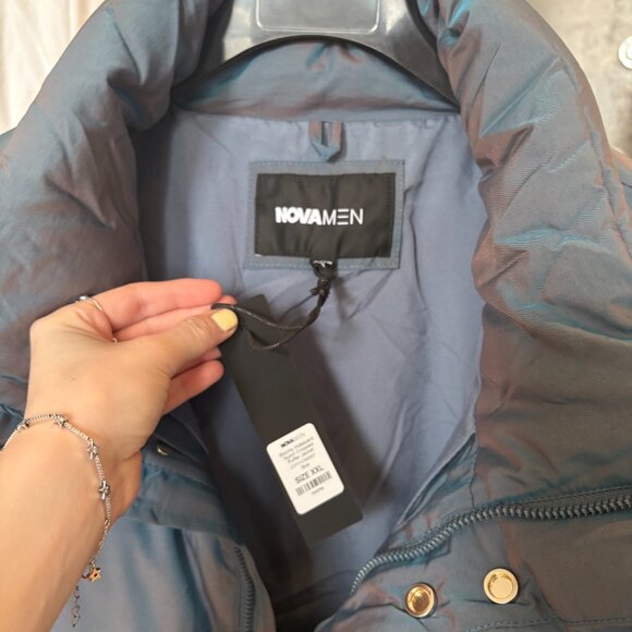 Stormy Iridescent Nylon Cropped Puffer Jacket - Blue - Picture 4 of 5